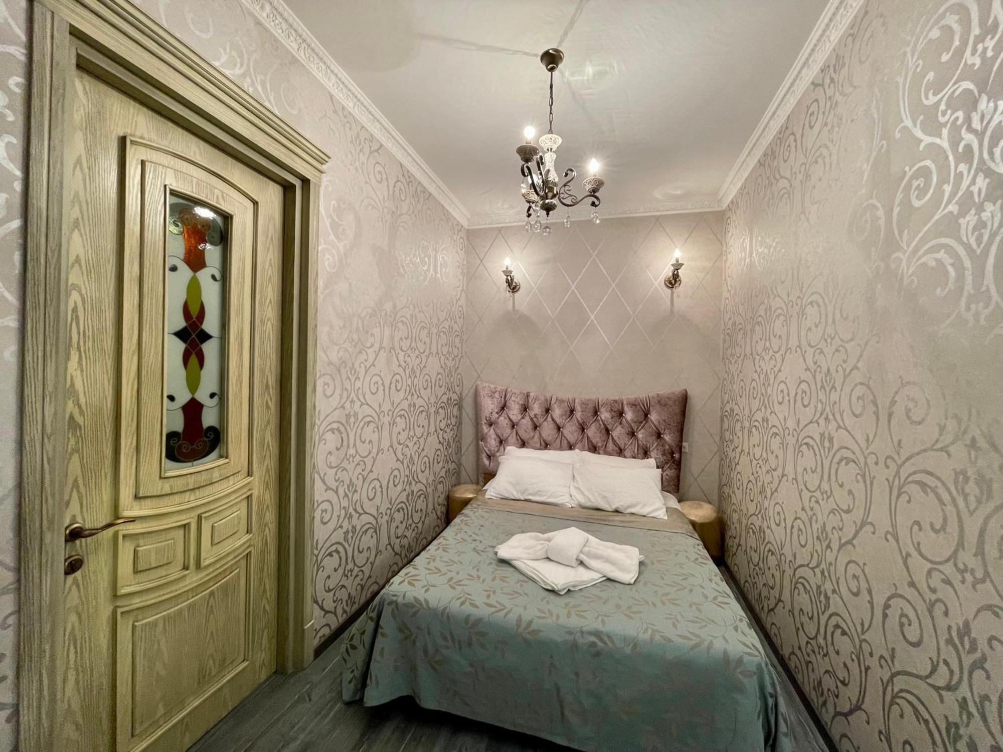 Central Apartment Tbilisi Bagian luar foto