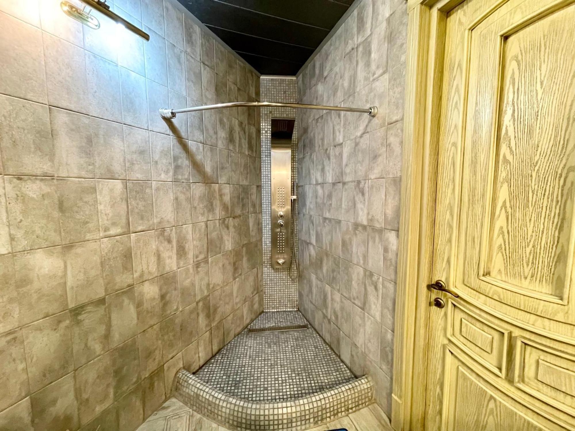 Central Apartment Tbilisi Bagian luar foto