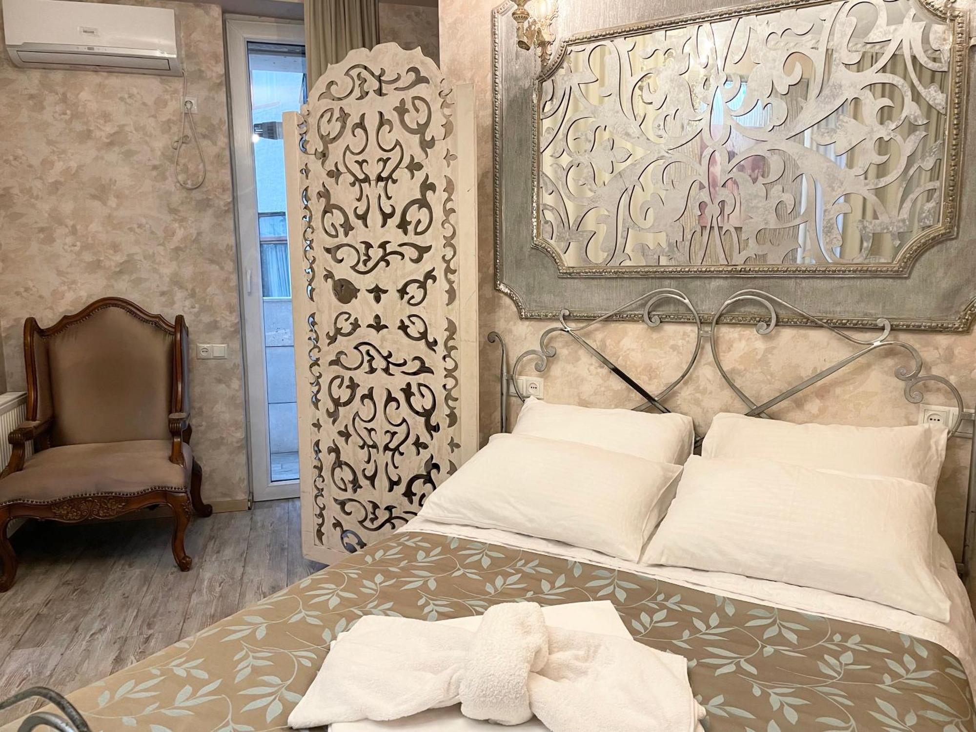 Central Apartment Tbilisi Bagian luar foto
